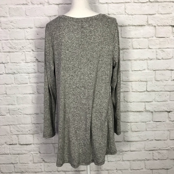 Lane Bryant Heather Gray LongSleeve Soft Vneck Top - Picture 2 of 4